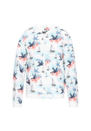 Hvid zip-up jakke med et tropisk mønster, der har pink blomster, blå blade og små sejlbåde på en lys blå baggrund.