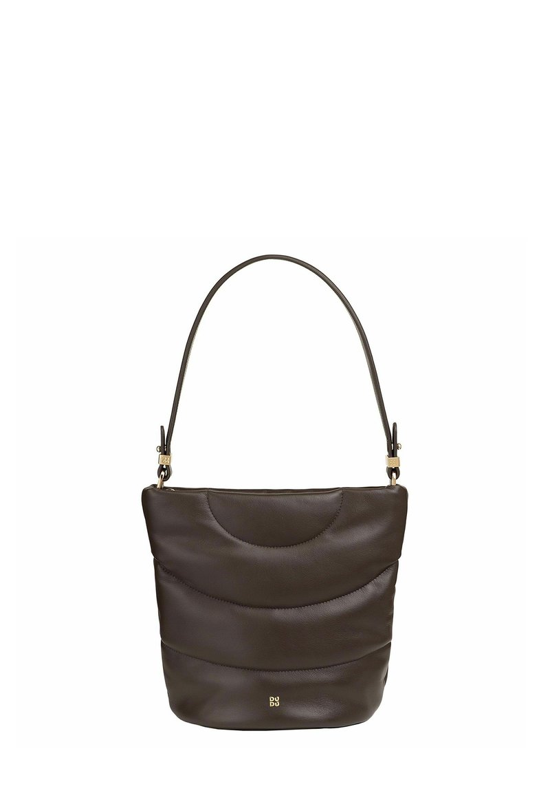 Borsa a tracolla in pelle marrone con un motivo a onda curvo, una maniglia superiore singola e dettagli in metallo dorato. Texture morbida e design compatto.