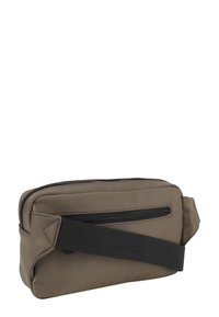 Borsa in tessuto rettangolare di colore marrone con zip nera e tracolla regolabile. Presenta una tasca con zip frontale e una superficie liscia.