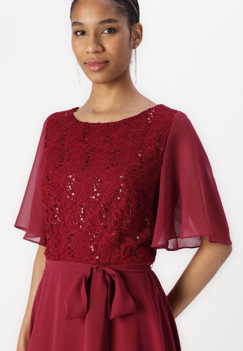 strapless open back dress Deep V-Neck Red Prom Party GownsFloral Lace Appliques Split Front Party Dress main image 0