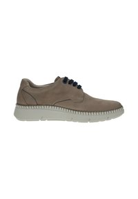 Scarpa in suede beige con finitura testurizzata, dotata di lacci blu navy, suola in gomma bianca e cuciture a contrasto lungo il bordo della suola.