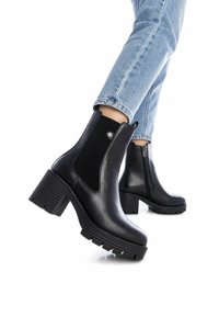 Refresh Botines - black