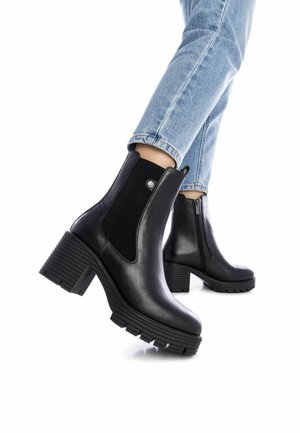 Refresh Botines - black