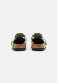Birkenstock BOSTON NARROW - Pantofole - green tea