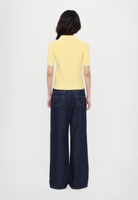 Marella DISTEL - Bluză polo - giallo