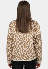 Maglione a fantasia leopardata in beige e marrone, tessuto lavorato a maglia, vestibilità morbida, maniche lunghe e polsini a coste.
