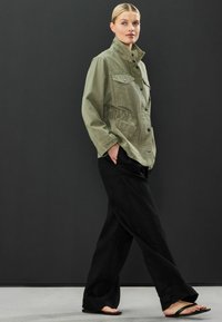 Thumbnail Image 2
