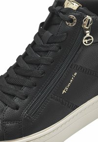 Tamaris Vysoké tenisky - black