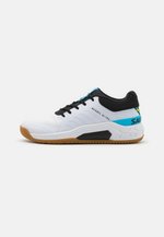 Chaussures D'intérieur Femme Salming Eagle - Pour Sports En Salle - Semelle Hexagrip, Insert D3O - Blanc/Rouge