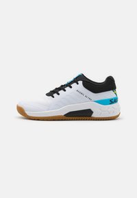 Salming Recoil Ultra Mid Handballschuhe - Weiße Hallenschuhe Mit Recoil+ Dämpfung Für Maximale Stabilität & Komfort