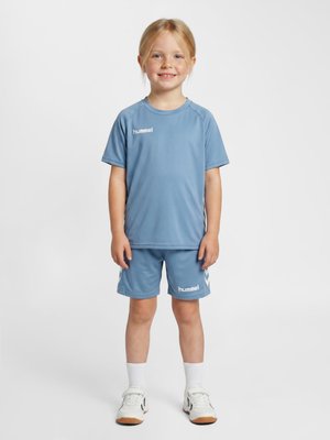 Hummel, HMLPROMO KIDS SET UNISEX - T-shirts print - faded denim
