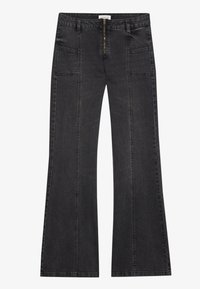 Jeans acampanados de mezclilla negra con cintura alta, que cuentan con dos bolsillos delanteros, un cierre central con cremallera y detalles de costura vertical.