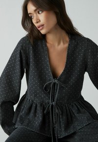 Next REGULAR FIT  FRONT SMOCK - Blůza - black polkadot