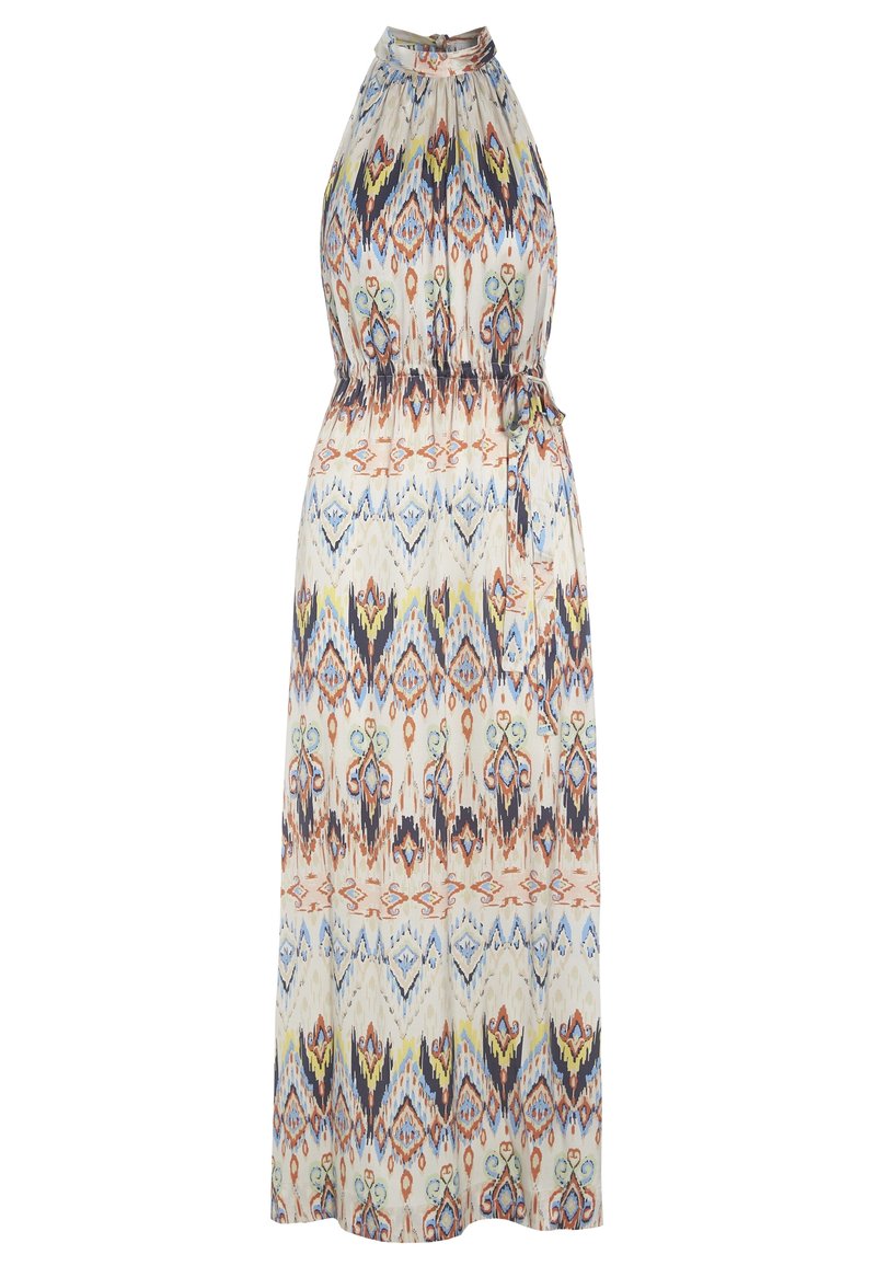 Robe longue sans manches à col montant noué avec motifs géométriques et floraux multicolores et ceinture à nouer à la taille sur fond clair.