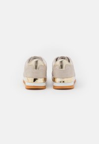 Anna Field Sapatilhas - beige/gold