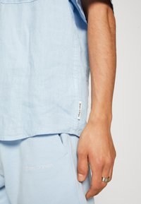 Marc O'Polo Overhemd - light blue