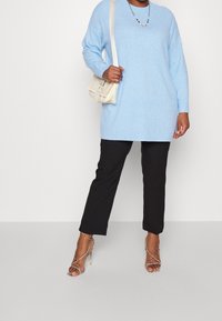 Vero Moda Curve Sweter