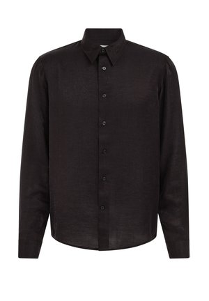 Chemise noire à manches longues, à col classique, avec des poignets boutonnés et un ourlet légèrement arrondi, présentée sur un fond blanc.