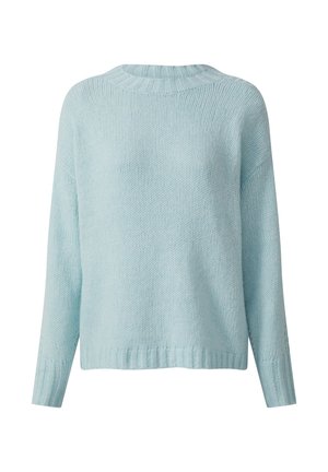 Hellblauer Strickpullover mit langen Ärmeln und geripptem Halsausschnitt, Bündchen und Saum, vor einem weißen Hintergrund präsentiert.