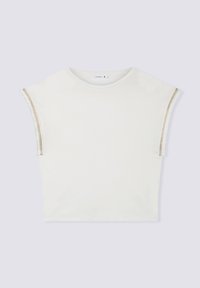 Top bianco a maniche corte con scollatura rotonda e dettagli metallici lungo le cuciture delle spalle. Tessuto morbido e liscio con una vestibilità comoda.