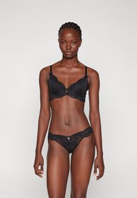 Boux Avenue ISLA BRIEF - Trumpikės - black