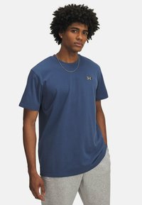 HEAVYWEIGHT LEFT CHEST PATCH - T-shirt basic - nu blue