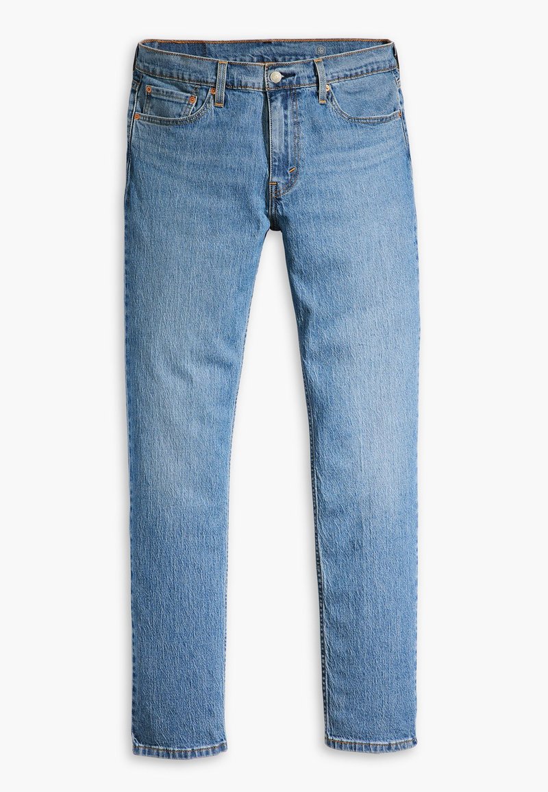 Jeans de mezclilla azul claro con un diseño de pierna recta, cinco bolsillos, costuras visibles y un cierre de botón en la cintura.