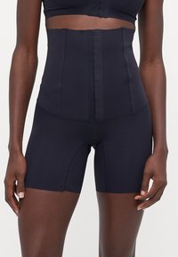 MAGIC Bodyfashion BODY CONTROL BERMUDA - Shapewear - black