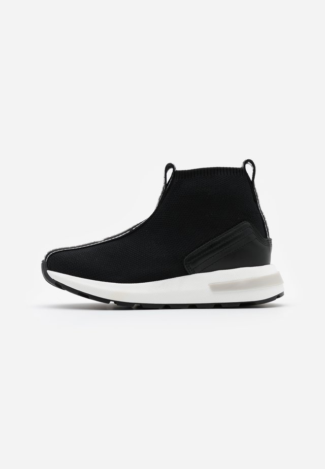 Sneaker high - black