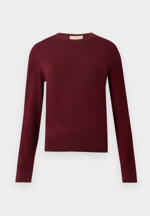 Burgundiškai megztas džemperis, apvaliu iškirpimu, ilgomis rankovėmis, prigludusiu dizainu, raukšlėtomis apykakle ir rankovėmis, lygiu tekstūru, minimalistinio stiliaus.