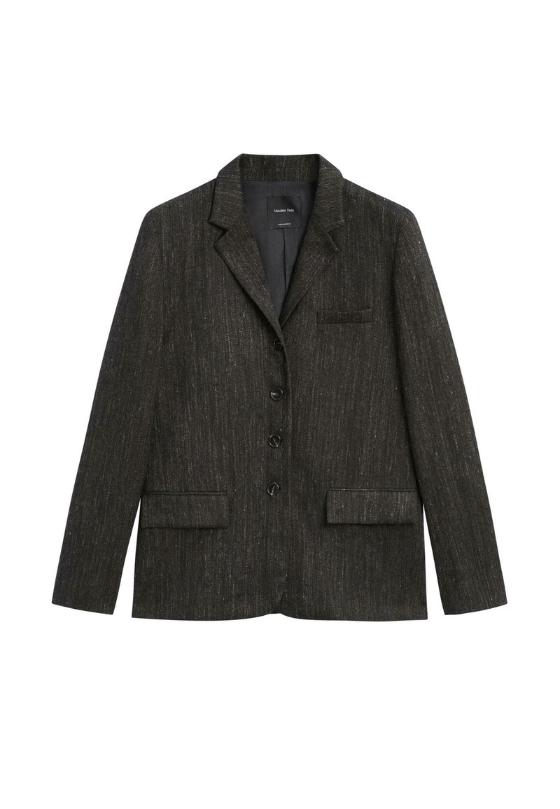 Donkergrijze blazer van textuurstof, met een geknipte revers, één borstzak en twee voorzakken met klep, voorzien van een knoopsluiting.