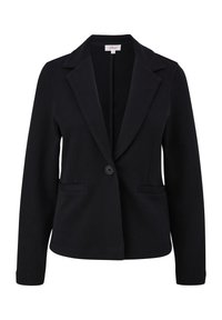 Musta blazer, joka on valmistettu teksturoidusta kankaasta, jossa on läpällinen kaulus, yksittäinen nappisulku ja kaksi etutaskua. Muoto-on räätälöity, mikä parantaa vartalon muotoa.
