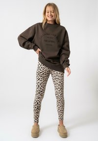 OH APRIL Melegítőfelső - deep brown
