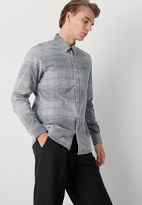 Thumbnail Image 7
