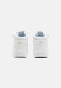 Joma PLATEA MID JR UNISEX - Zapatillas de entrenamiento - white