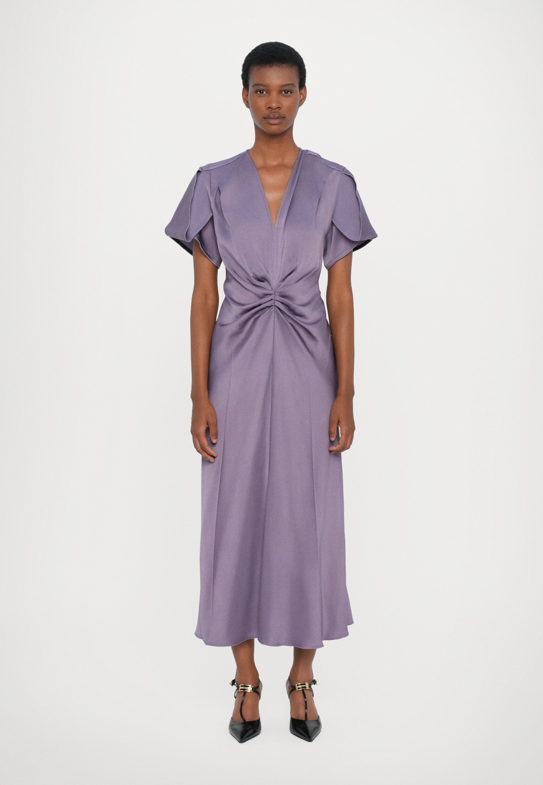 Victoria Beckham GATHERED MIDI DRESS - Cocktail dress / Party dress - purple - Zalando.ie Victoria Beckham GATHERED MIDI DRESS - Cocktail dress / Party dress - purple - Zalando.ie