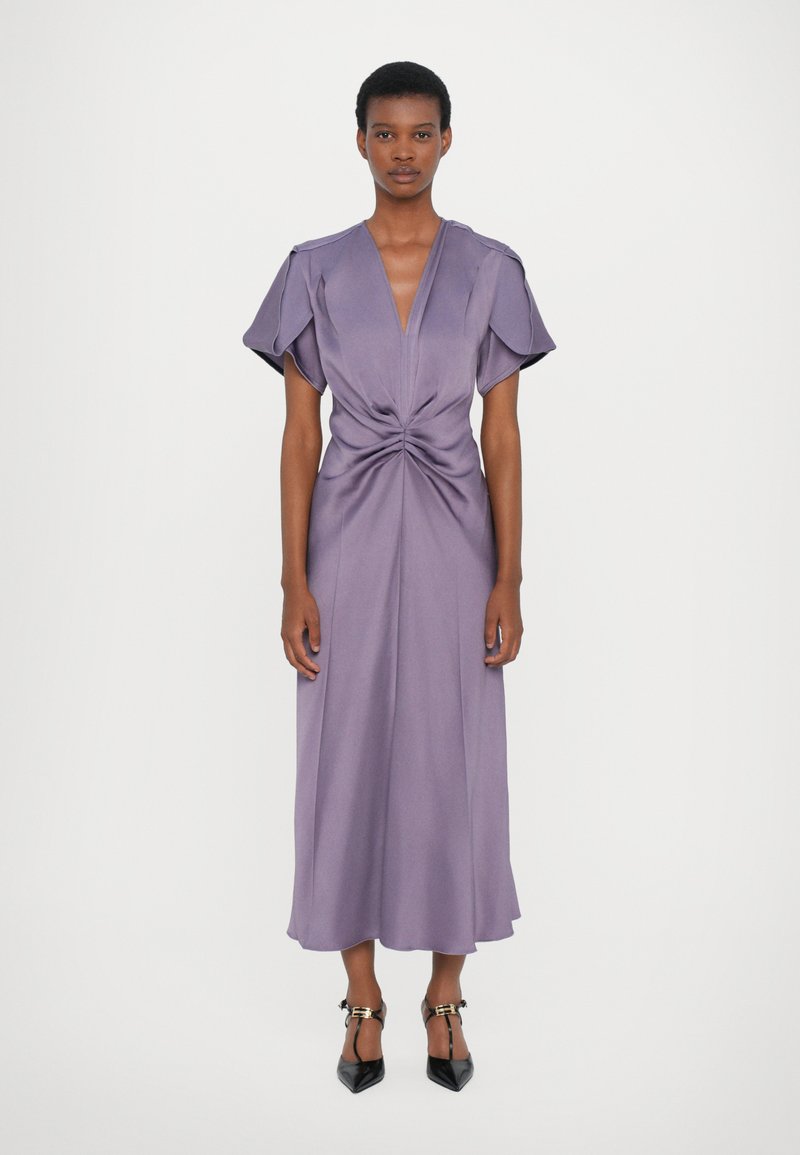 Victoria Beckham - GATHERED MIDI DRESS - Juhlamekko - purple, Suurenna