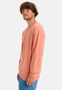 Quiksilver SALT  koralowy