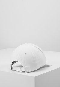 adidas Performance Gorra - white/white/black