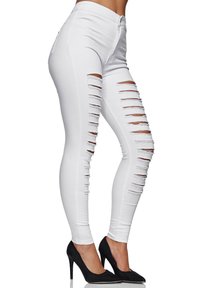Elara HIGHWAIST - Vaqueros pitillo - weiß