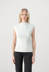 Gina Tricot SOFT TOUCH FUNNEL NECK TOP - Basic T-shirt - tofu