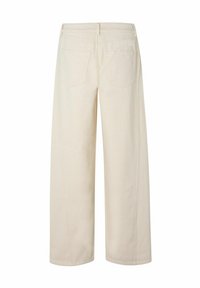 Pantalon large de couleur crème avec une texture lisse, doté de deux poches arrière et de coutures visibles le long des coutures.