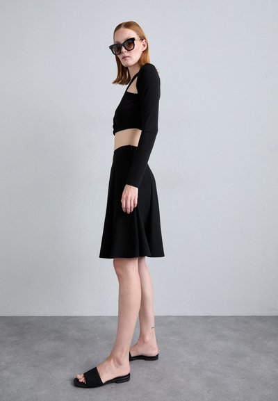 Emporio Armani GONNA - A-linjainen hame - black