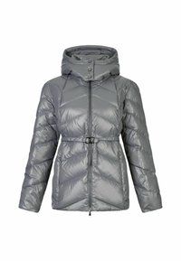 Šedá puffa bunda s cik-cak vzorom, s vysokým golierom, odnímateľnou kapucňou a zúženým pásom s opaskom. Zapínanie na zips.