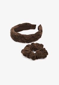 Non selezionato, braun