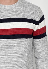 Koroshi - Sweter
