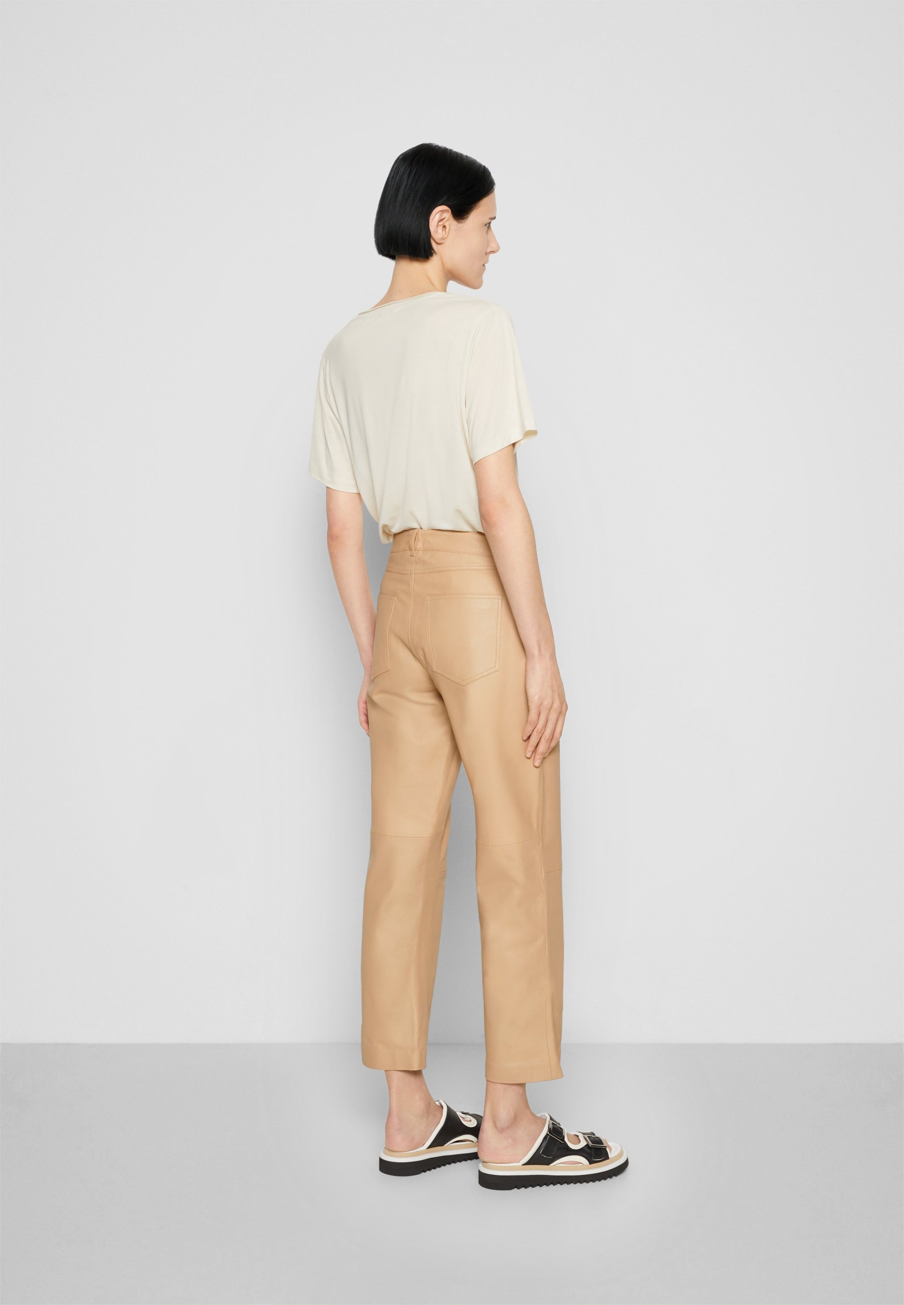 STUDIO ID SHEENA WIDE LEG POCKETS 