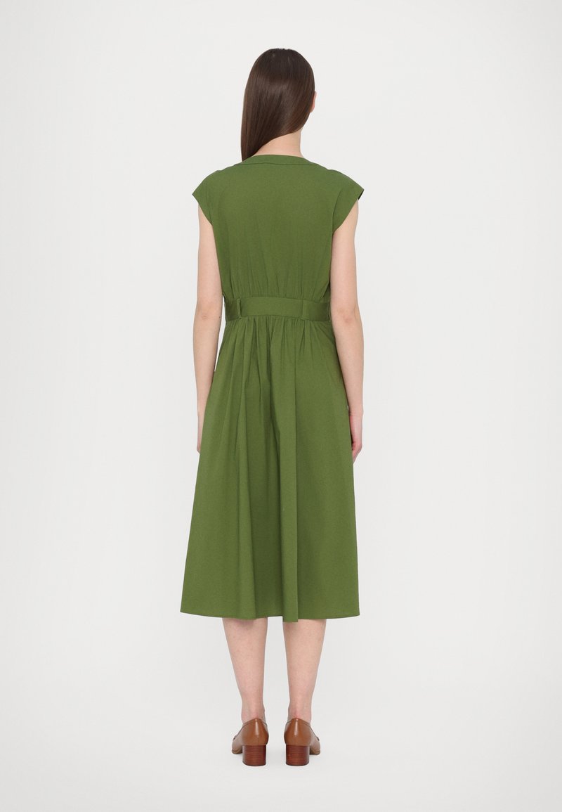 slim fit dress slacks MICHAEL KORS Green Blue Abstract Print Sleeveless Dress (M) – The Freperie