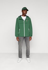 Tommy Jeans CHICAGO  - Vindjacka - court green