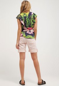 Desigual T-shirt med print - blue